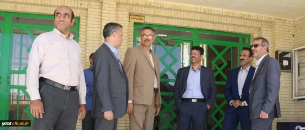 بازدید رئیس سازمان مدیریت و برنامه ریزی استان از پردیس حضرت فاطمه الزهرا (س) یزد 3
