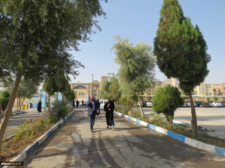 ثبت نام و پذیرش دانشجو معلمان جدیدالورودمهر98 آغاز شد
 2