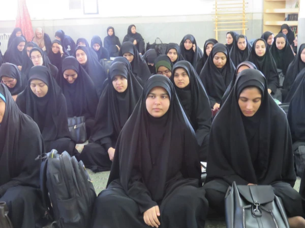 برگزاری مراسم بدرقه زائرین کاروان پیاده روی کربلا دانشجویان پردیس 3