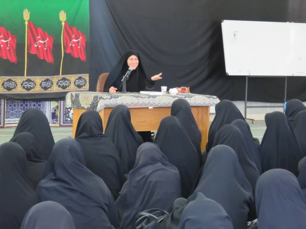 برگزاری مراسم بدرقه زائرین کاروان پیاده روی کربلا دانشجویان پردیس 5