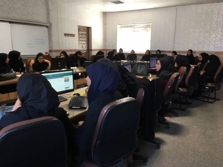 photo5825559234044080331