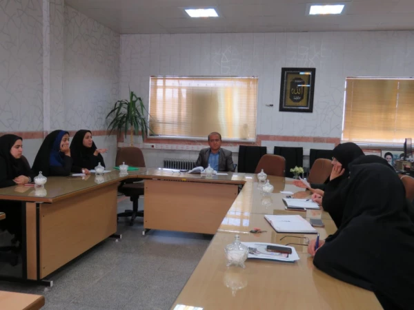 دومین جلسه شورای صنفی در سال تحصیلی جدید برگزار شد 5
