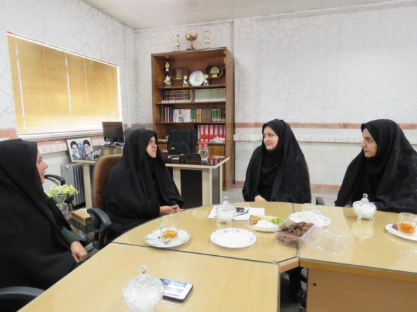 برگزاری جلسه برنامه ریزی و هماهنگی فعالیت های مشاوره ای 2