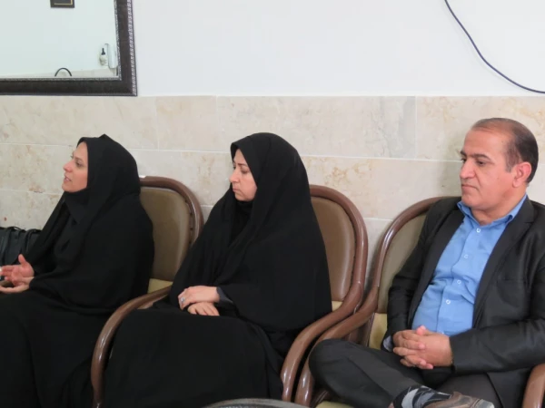 دیدار سرپرست پردیس با مدیر دبیرستان نمونه دولتی الزهرا (س) 2