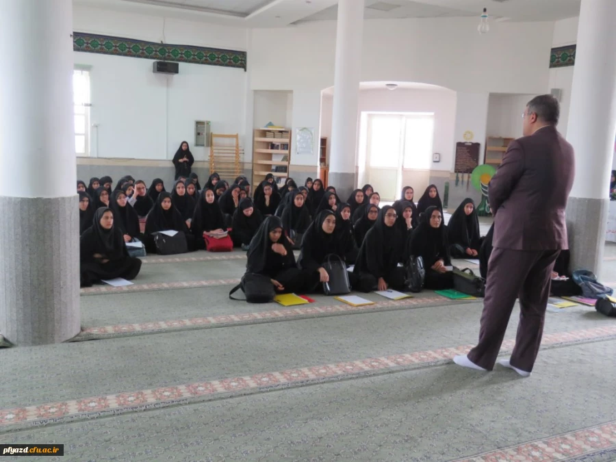 برگزاری جلسه توجیهی عضویت بیمه تکمیلی و صندوق بازنشستگی 3