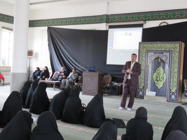 برگزاری جلسه توجیهی عضویت بیمه تکمیلی و صندوق بازنشستگی 5