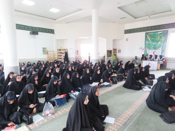 جلسه فرهنگی با موضوع معرفی کانون ها و عضوگیری برگزار شد 5