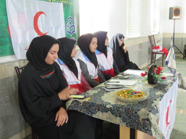 جلسه فرهنگی با موضوع معرفی کانون ها و عضوگیری برگزار شد 6