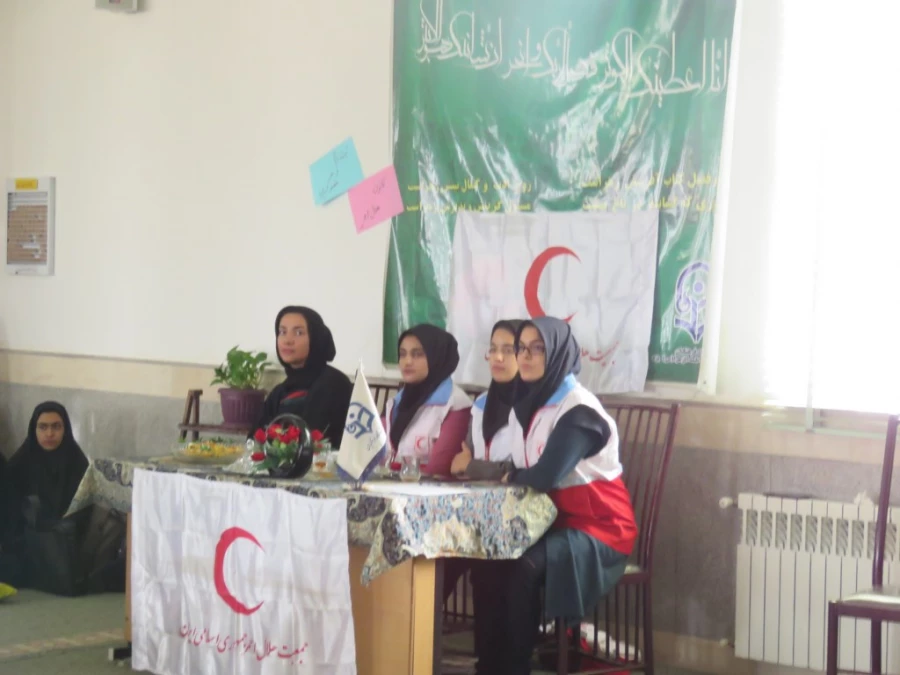 جلسه فرهنگی با موضوع معرفی کانون ها و عضوگیری برگزار شد 9