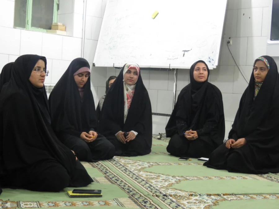 بازدید سرپرست پردیس و معاونین  از سرای دانشجویی و دیدار با دانشجویان خوابگاهی 6