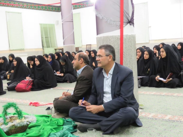 کارگاه آموزشی زندگی متعالی و ازدواج موفق  با حضور دکتر درویش زاده 5