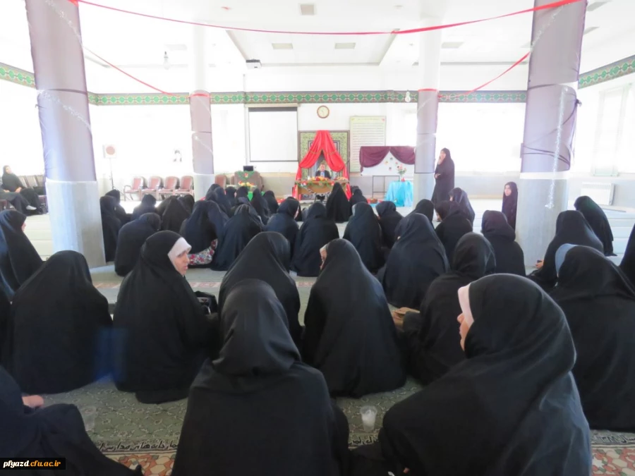 دوشنبه های فرهنگی این هفته با مولودخوانی به مناسبت امامت امام زمان (عج) و آغاز هفته وحدت 7