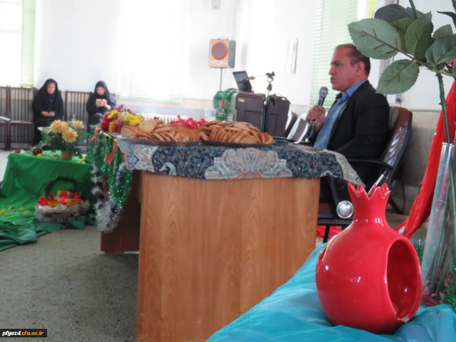 دوشنبه های فرهنگی این هفته با مولودخوانی به مناسبت امامت امام زمان (عج) و آغاز هفته وحدت 9