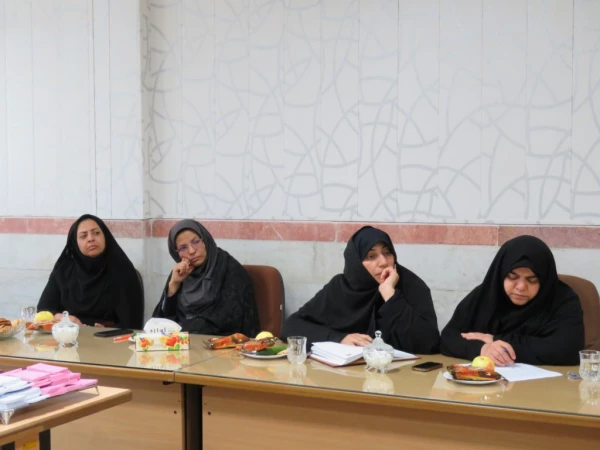 جلسه شورای اداری همکاران پردیس برگزار شد 7