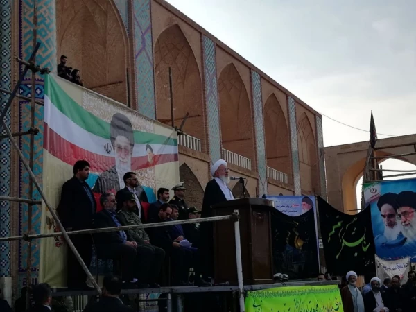 گزارش تصویری حضور دانشجومعلمان پردیس فاطمه الزهرا (س) در راهپیمایی میثاق یزدی ها با ولایت 4