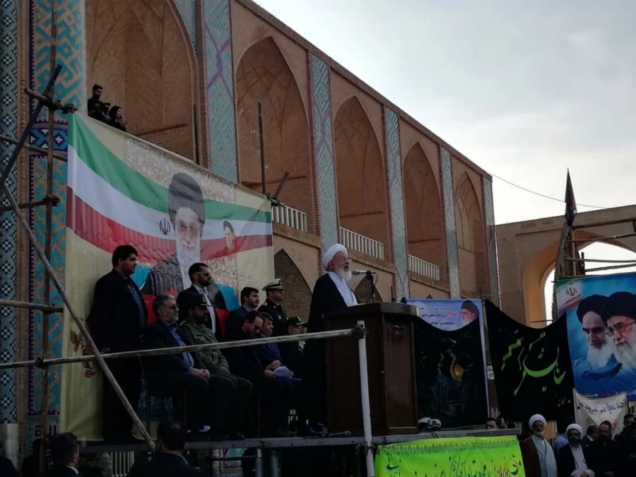 گزارش تصویری حضور دانشجومعلمان پردیس فاطمه الزهرا (س) در راهپیمایی میثاق یزدی ها با ولایت 4