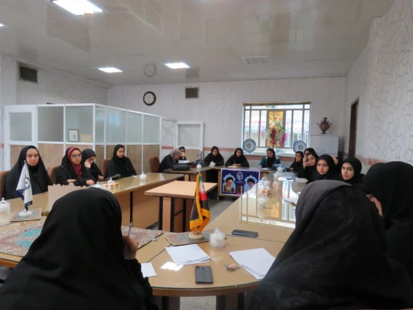 جلسه با نمایندگان آموزش برگزار شد 7