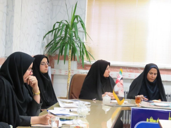 جلسه با نمایندگان آموزش برگزار شد 10