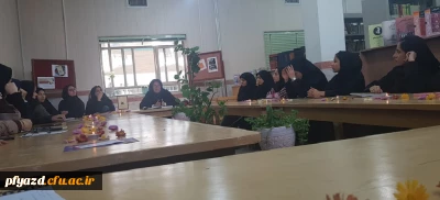 به مناسبت هفته کتابخوانی:

کافه کتابی با عنوان تحلیل و نقد کتاب 