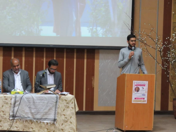 اولین سلسله جلسات مطالبه گری دانشجو معلمان دانشگاه فرهنگیان یزد با حضور صباغیان نماینده مجلس شورای اسلامی برگزار شد 10