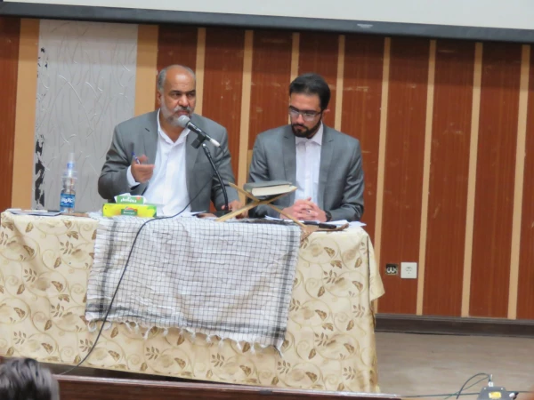 اولین سلسله جلسات مطالبه گری دانشجو معلمان دانشگاه فرهنگیان یزد با حضور صباغیان نماینده مجلس شورای اسلامی برگزار شد 15