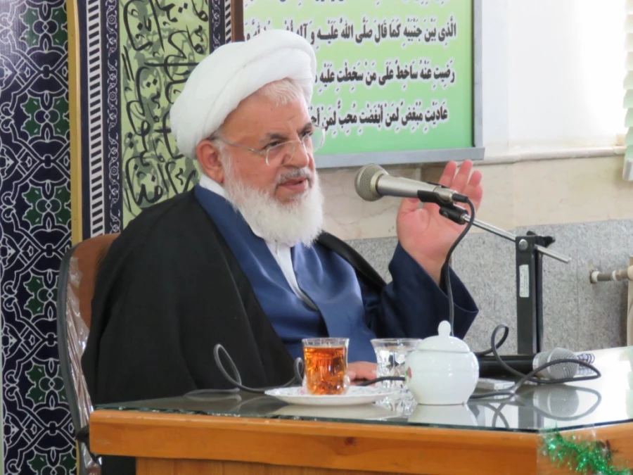 سخنرانی آیت الله ناصری امام جمعه استان یزد در جمع دانشجو معلمان پردیس 11