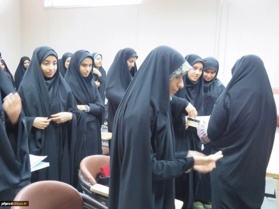 گرامیداشت روز دانشجو در پردیس فاطمه الزهرا (س)  17