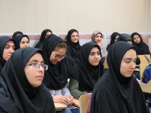 گرامیداشت روز دانشجو در پردیس فاطمه الزهرا (س)  16