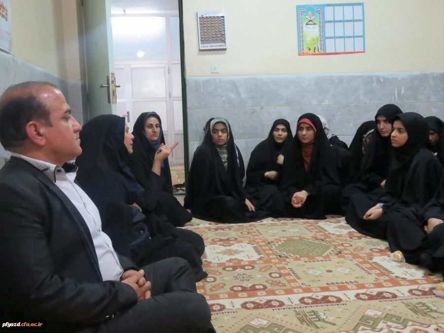 بازدید مسئولان دانشگاه از سرای دانشجویی الزهرا پردیس  11