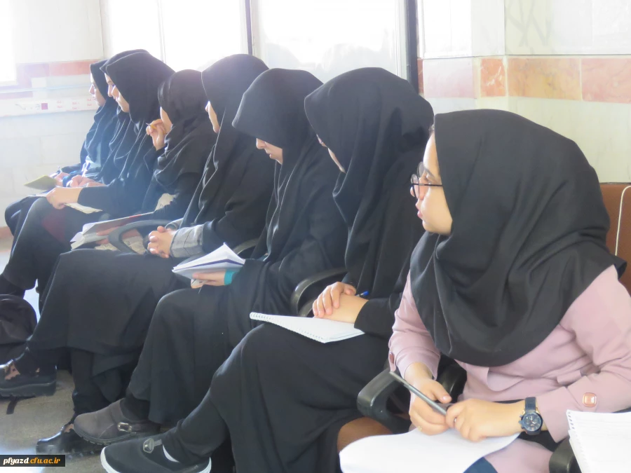 کارگاه اصول نگارش مقالات برگزار شد 7