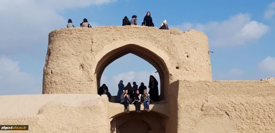 اردوی تفریحی مهریزگردی ویژه دانشجومعلمان پردیس برگزار شد 7