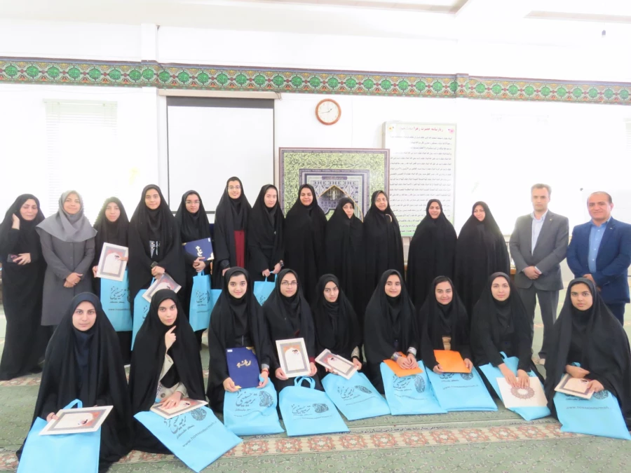 برگزاری تریبون آزاد دانشجویی با موضوع مطالبات دانشجویی 16