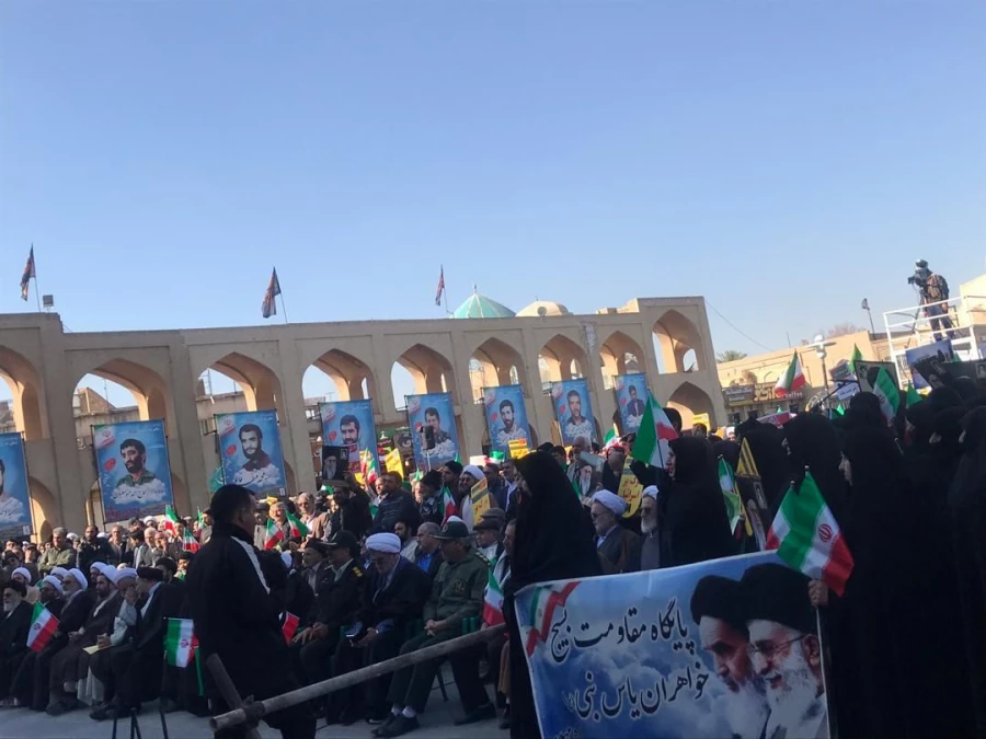 حضور همکاران و دانشجومعلمان پردیس در مراسم بزرگداشت حماسه ۹ دی  3