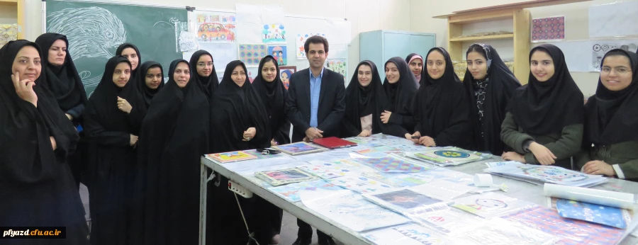 بازدید سرپرست پردیس از ژوژمان هنری دانشجومعلمان پردیس 2