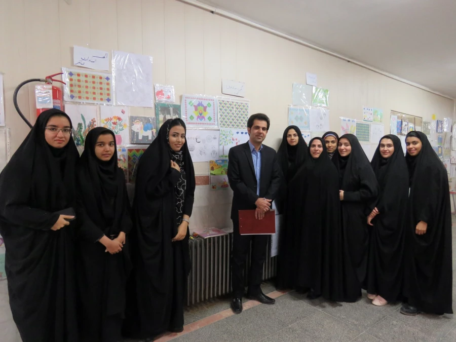 بازدید سرپرست پردیس از ژوژمان هنری دانشجومعلمان پردیس 9