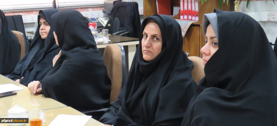 برگزاری جلسه هماهنگی اولویت بندی تعمیر و تجهیز سراهای دانشجویی در نیمسال دوم 99-98 2